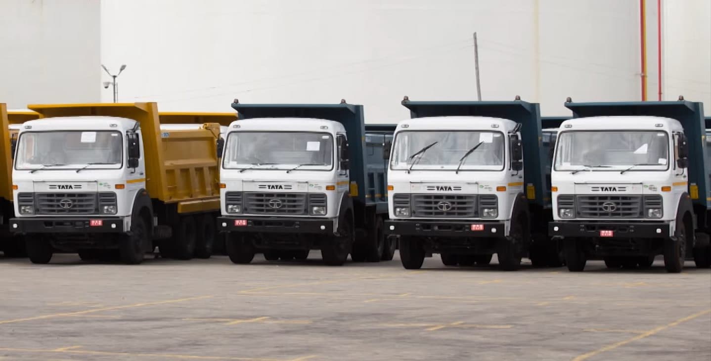 The dedicated motor vehicle storage terminal at Focus CFS with imported units in rows.